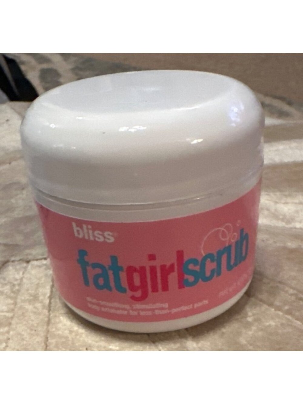 Bliss Fatgirl Scrub Skin-Smoothing Circulation-Stimulating Body Exfoliator 8oz - Picture 2 of 3